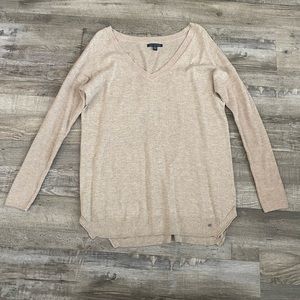 American eagle light long sleeve sweater